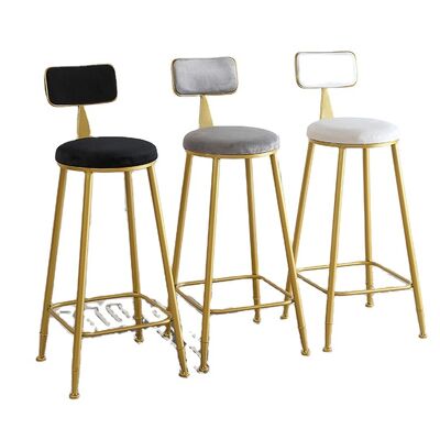 Buen precio Venta caliente Nórdica Alta Barata Muebles de mostrador de metal de oro de terciopelo espalda de lujo cocina moderna taburete alto sillas de bar para la mesa de bar en línea