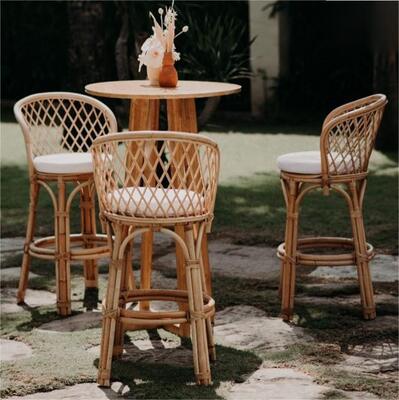 Buen precio Nordic Rattan High bar Table and Chair Cafe Restaurant Creative Retro  Backrest Rattan bar Stool en línea